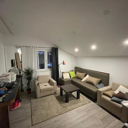 فندق مبيت وإفطار M House دوبروفينك